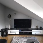 Модерна ТВ комода во црно-бела комбинација / Modern TV unit in black and white combination