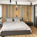 Модерна спална со дрвени ламели / Modern Bedroom with Wood Slats - Алка Мебел Стил Скопје