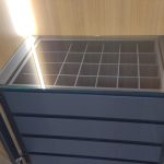 Внатрешни фиоки со стаклен врв / Internal drawers with glass top