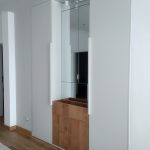 Минималистички бел гардеробер / Minimalist white closet